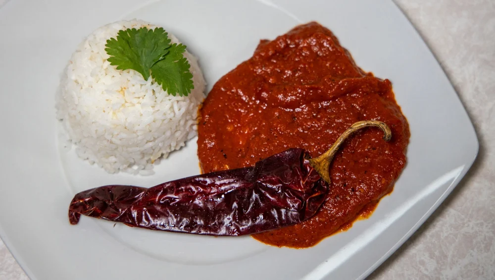 Chuletón en Salsa de Chile Guajillo Vallecarne